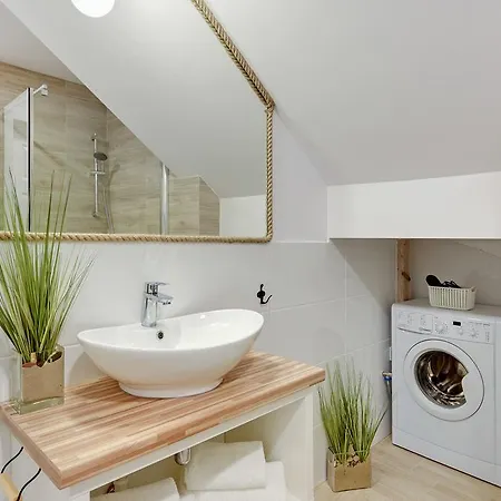 La Playa - 10 Min Od Plazy I Molo By Lion דירה