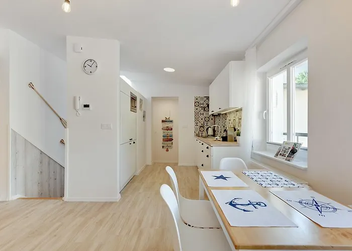 La Playa - 10 Min Od Plazy I Molo By Lion Apartment